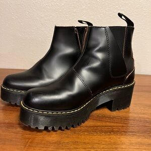 Platform Doc Martens